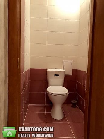 Rent out 2-room apartment. Киев,  Урловская — photo 7