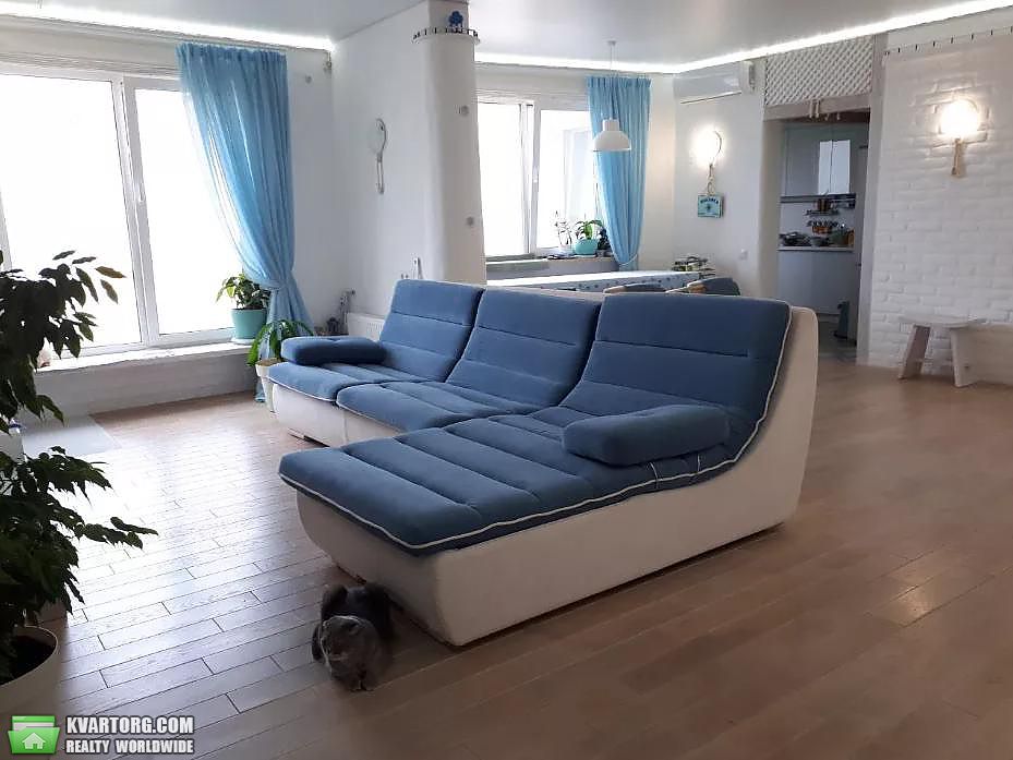 Rent out 3-room apartment. Киев,  Шумского — photo 1