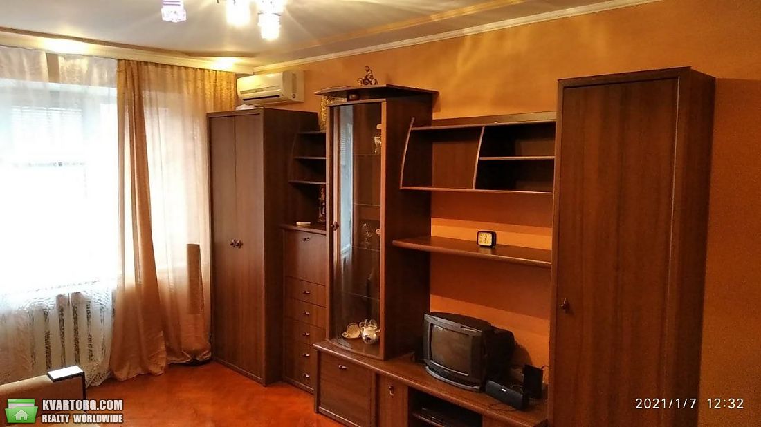Rent out 2-room apartment. Киев, Мілютенко — photo 4