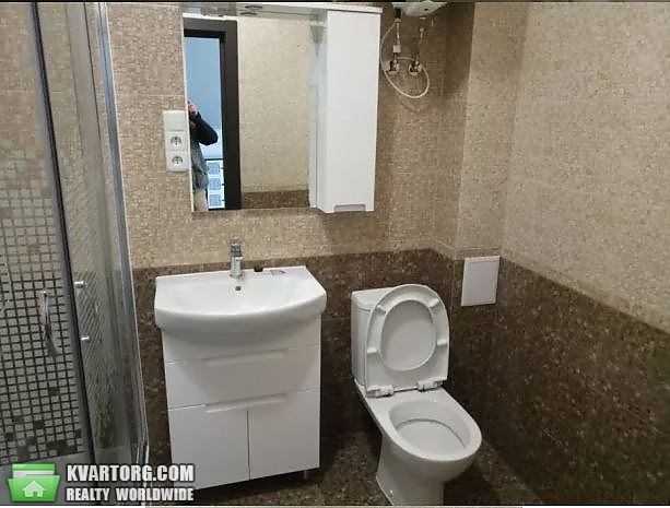Rent out 1-room apartment. Киев, Петра Вершигоры — photo 5