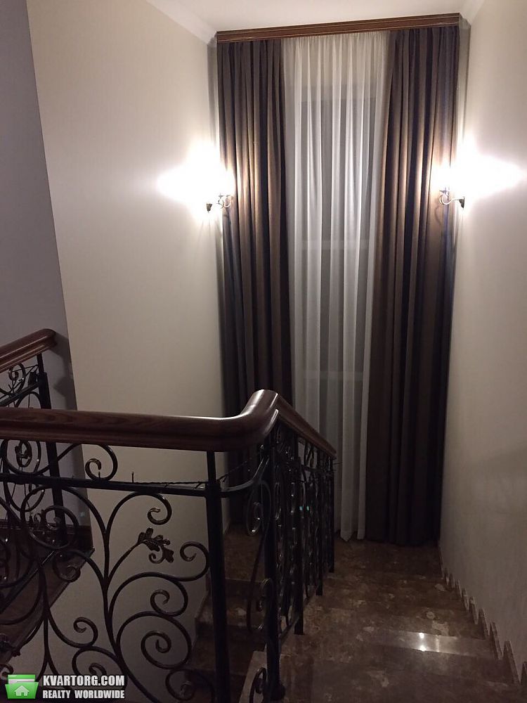 Sell house. Киевская обл.,  Садовая — photo 1