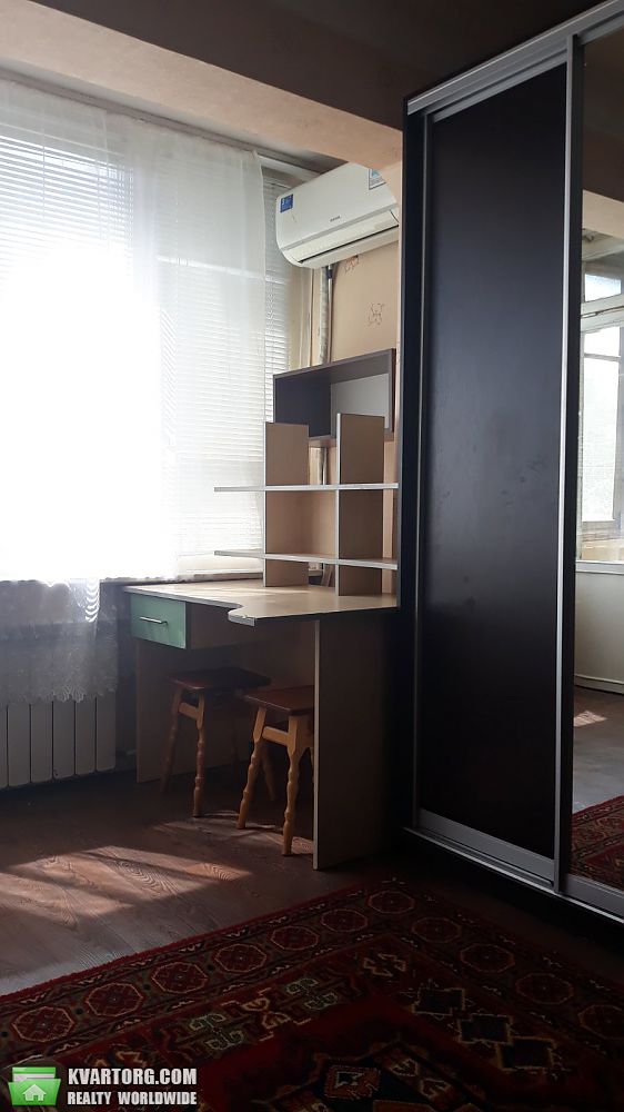 Rent out 1-room apartment. Киев,  Гната Юры — photo 6