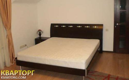 Rent out house. Киев, Новогодняя — photo 1