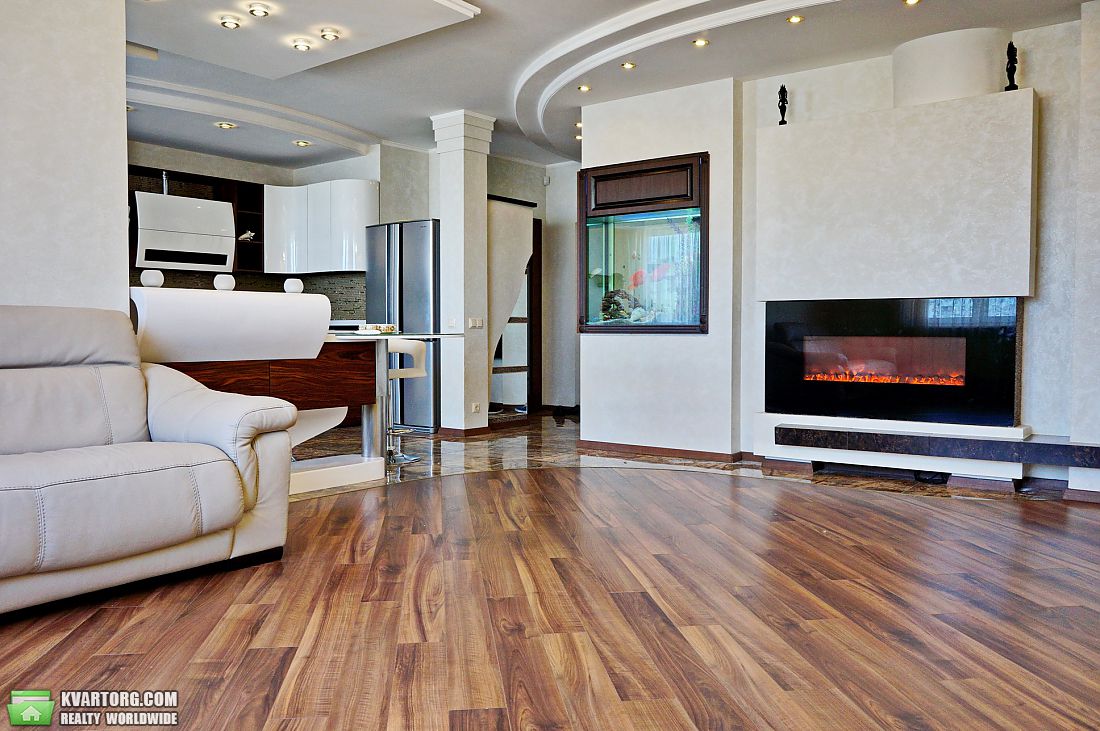 Rent out 3-room apartment. Киев,  Тычины пр — photo 5