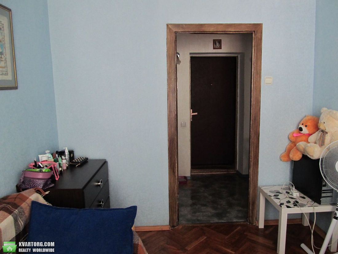 Sell 2-room apartment. Киев,  Шелковичная — photo 3