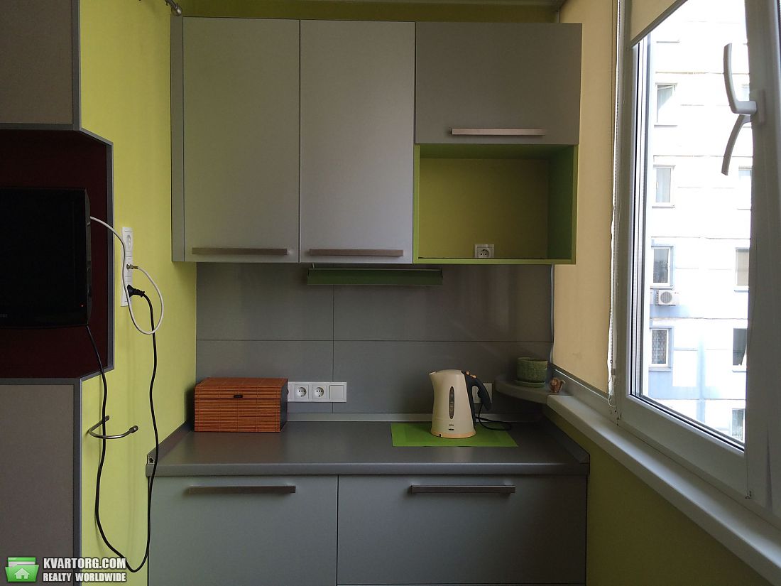 Sell 1-room apartment. Киев,  Цветаевой — photo 2