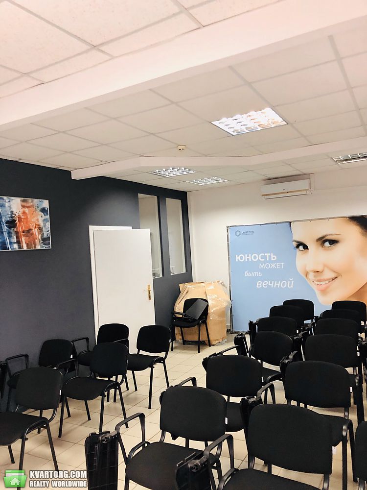 Rent out office. Киев,  Межигорская — photo 1