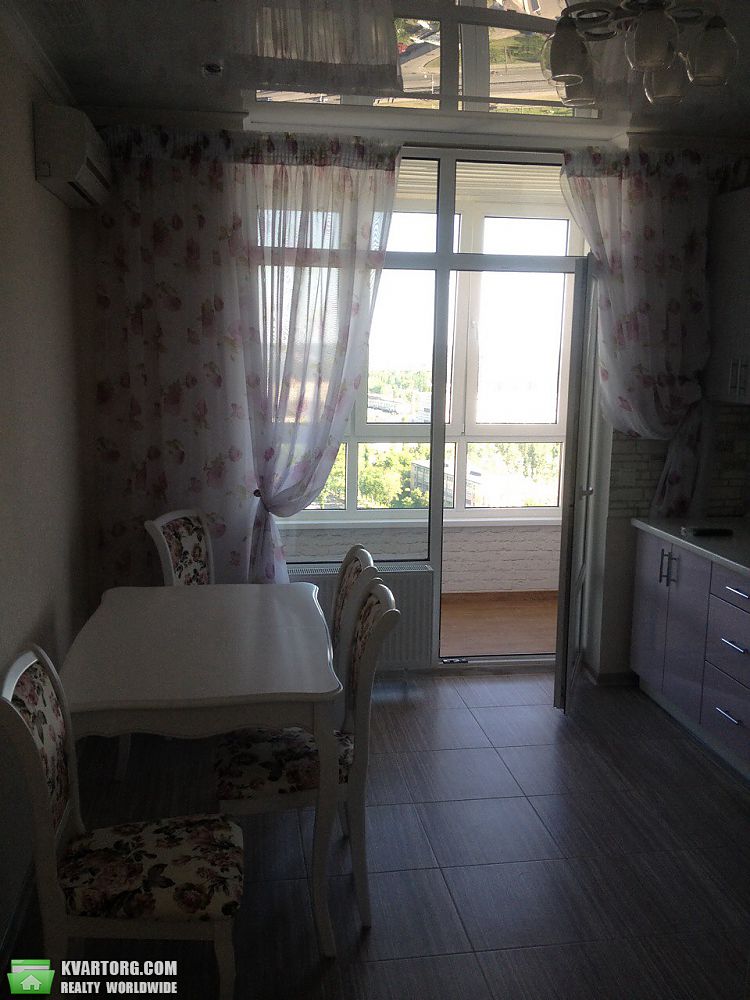 Rent out 1-room apartment. Киев,  Армянская — photo 6