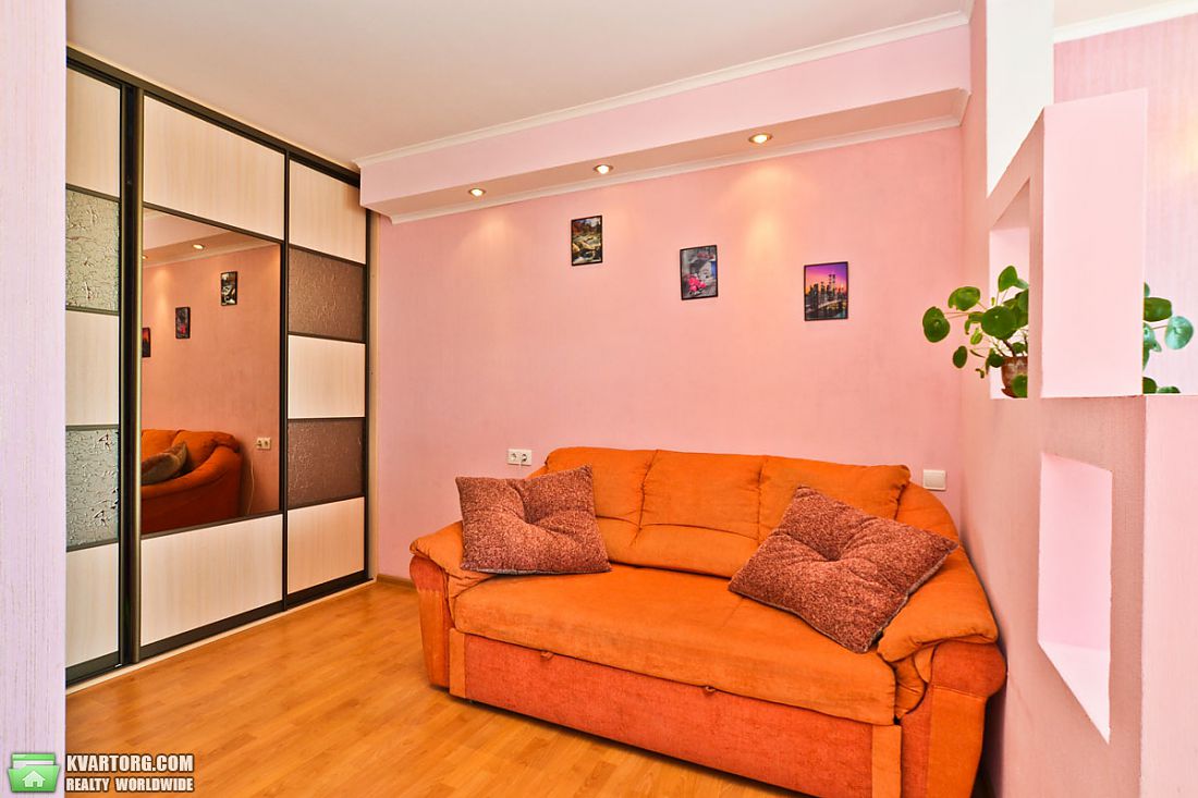 Rent out 1-room apartment. Харьков, Людвига Свободы — photo 8