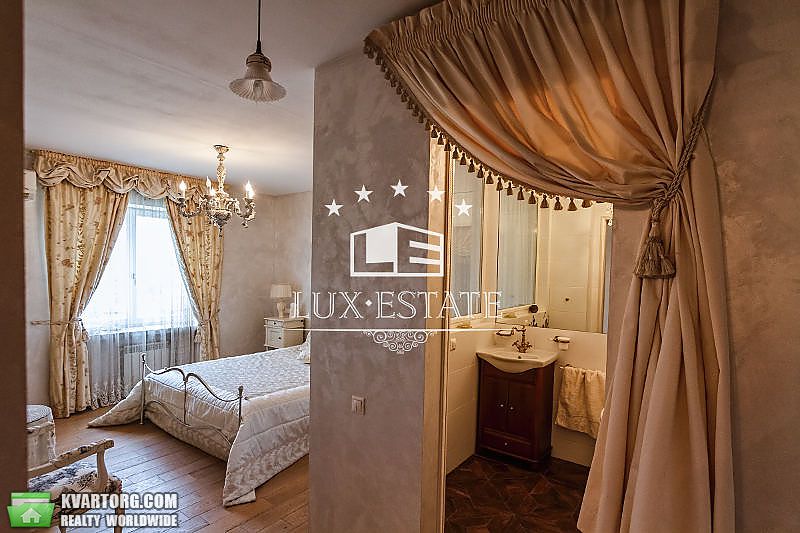 Rent out 2-room apartment. Киев,  Тургеневская — photo 2