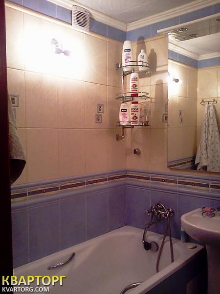 Rent out 3-room apartment. Киев,  Серафимовича — photo 1