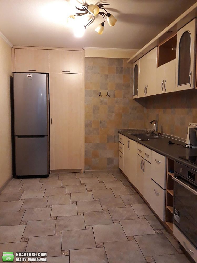 Rent out 2-room apartment. Киев,  Малевныча — photo 7