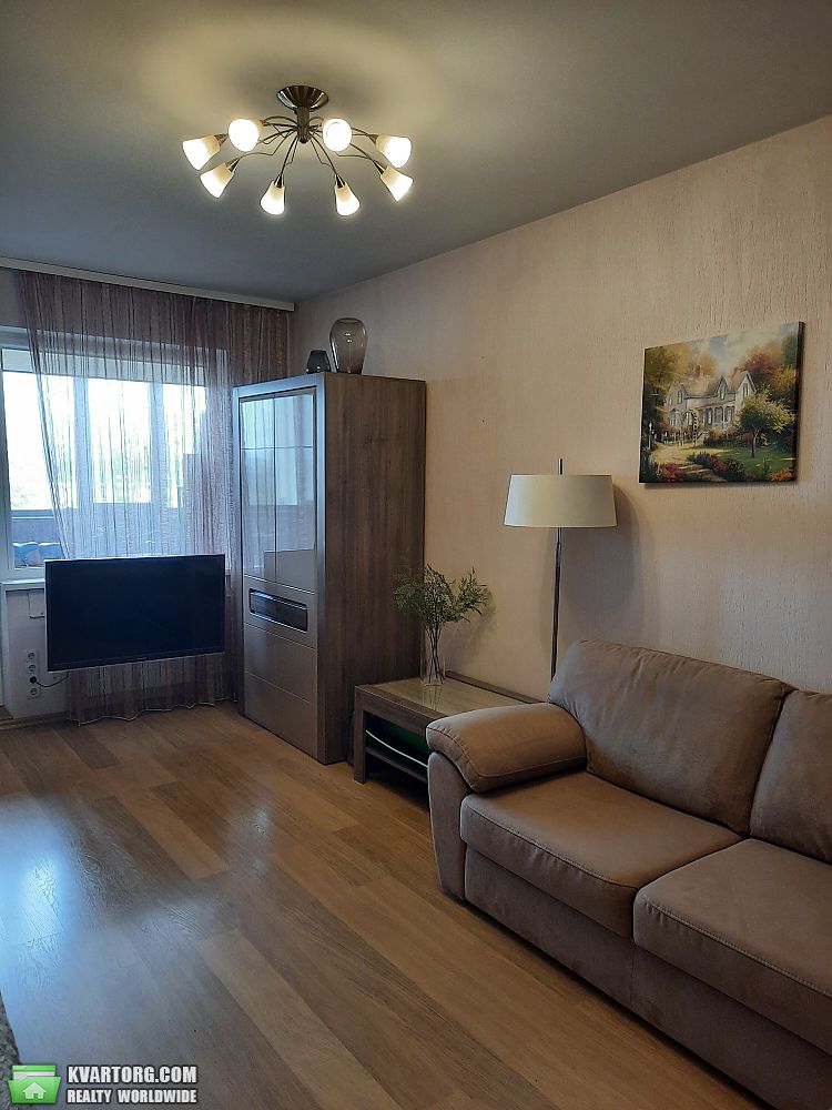 Sell 3-room apartment. Киев,  Озерная — photo 2