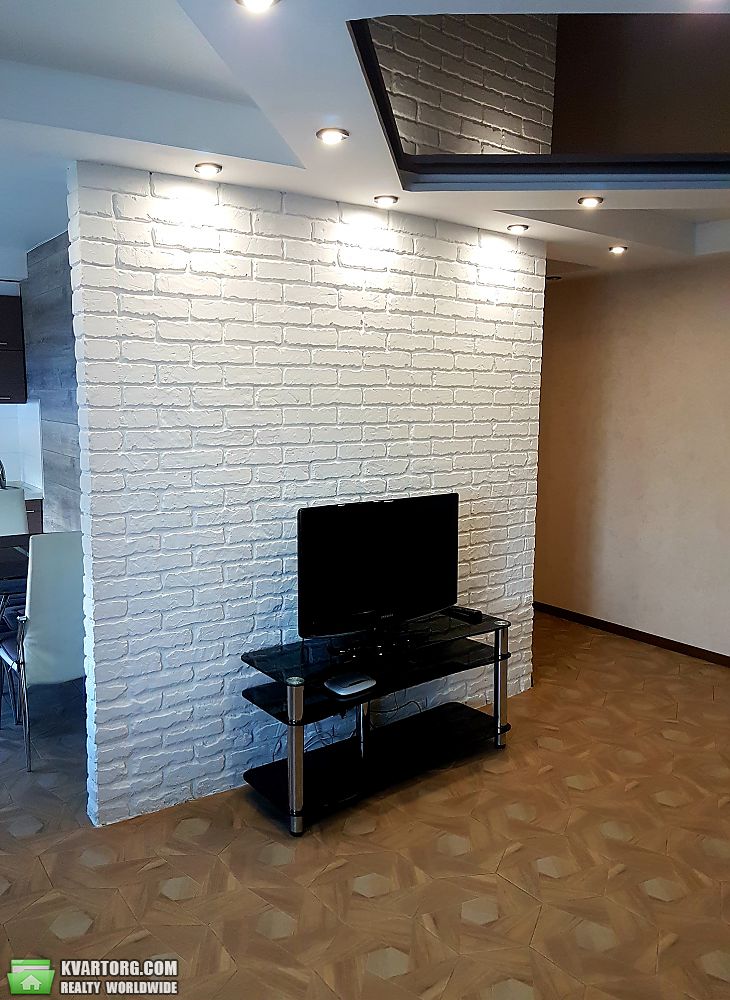 Rent out 2-room apartment. Киев,  Перова бул — photo 3