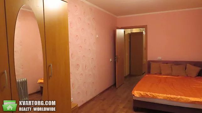 Rent out 3-room apartment. Киев,  Курнатовского — photo 1