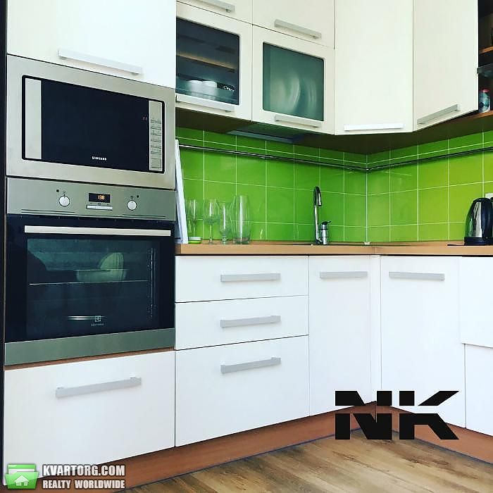 Rent out 2-room apartment. Киев, Регенераторная — photo 1