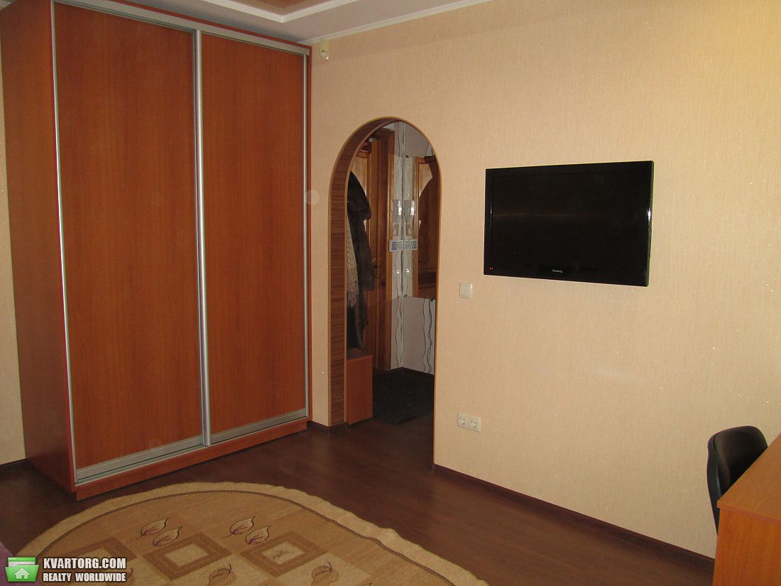 Rent out 1-room apartment. Харьков,  Социалистическая — photo 1
