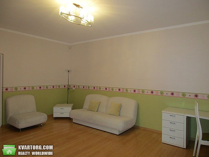 Rent out house. Киев,  Русановские сады — photo 6