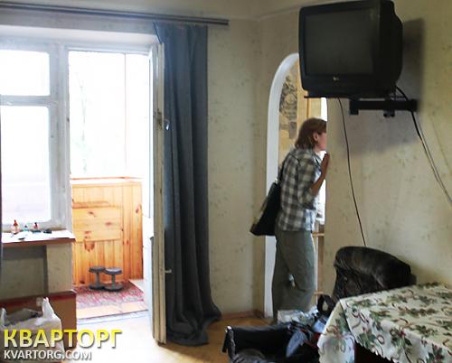 Rent out 1-room apartment. Киев,  Энтузиастов — photo 4