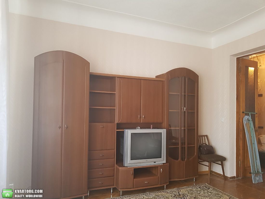 Rent out 2-room apartment. Днепропетровск, Жуковского — photo 2