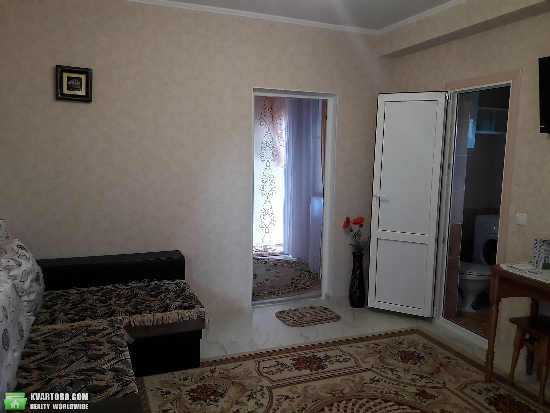 Rent out 2-room apartment. АР Крым, Юсуповский переулок — photo 1