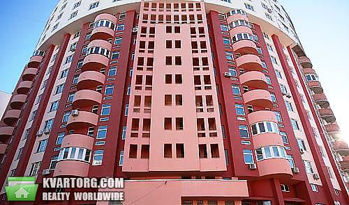 Sell 2-room apartment. Киев,  Эрнста — photo 1