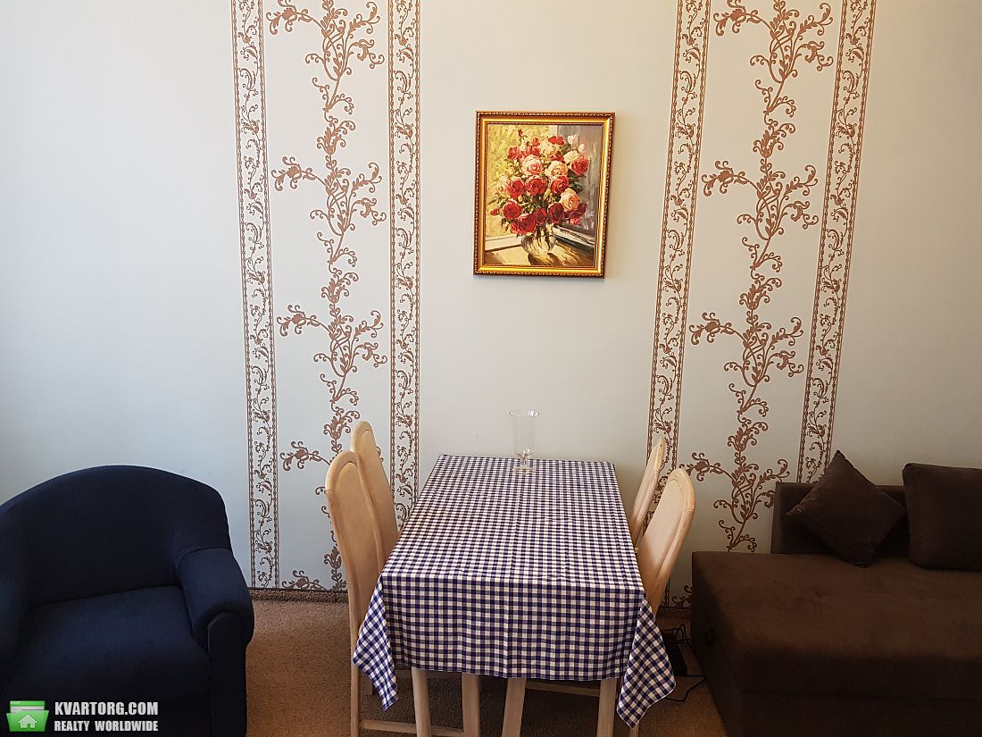 Rent out 3-room apartment. Киев,  Большая Васильковская — photo 7