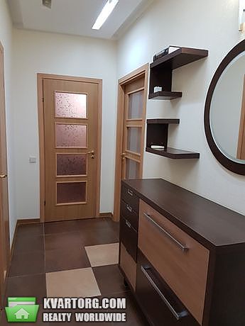 Rent out 2-room apartment. Киев,  Львовская — photo 4