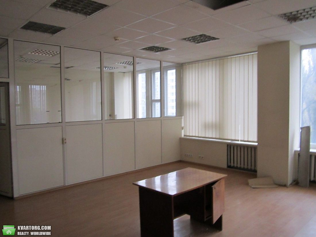 Rent out office. Киев, Соломенская ул. — photo 2