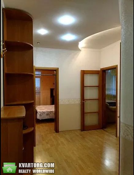 Rent out 2-room apartment. Киев,  Бажана — photo 8