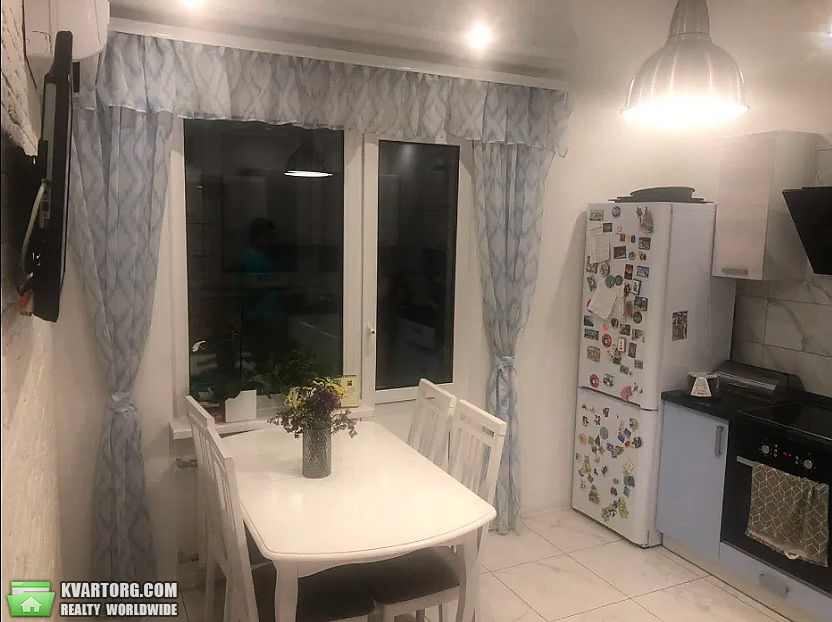 Sell 3-room apartment. Киев, Сергея Данченко — photo 2