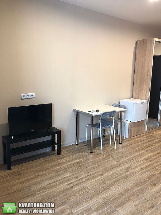 Rent out 1-room apartment. Киев, Березова — photo 10