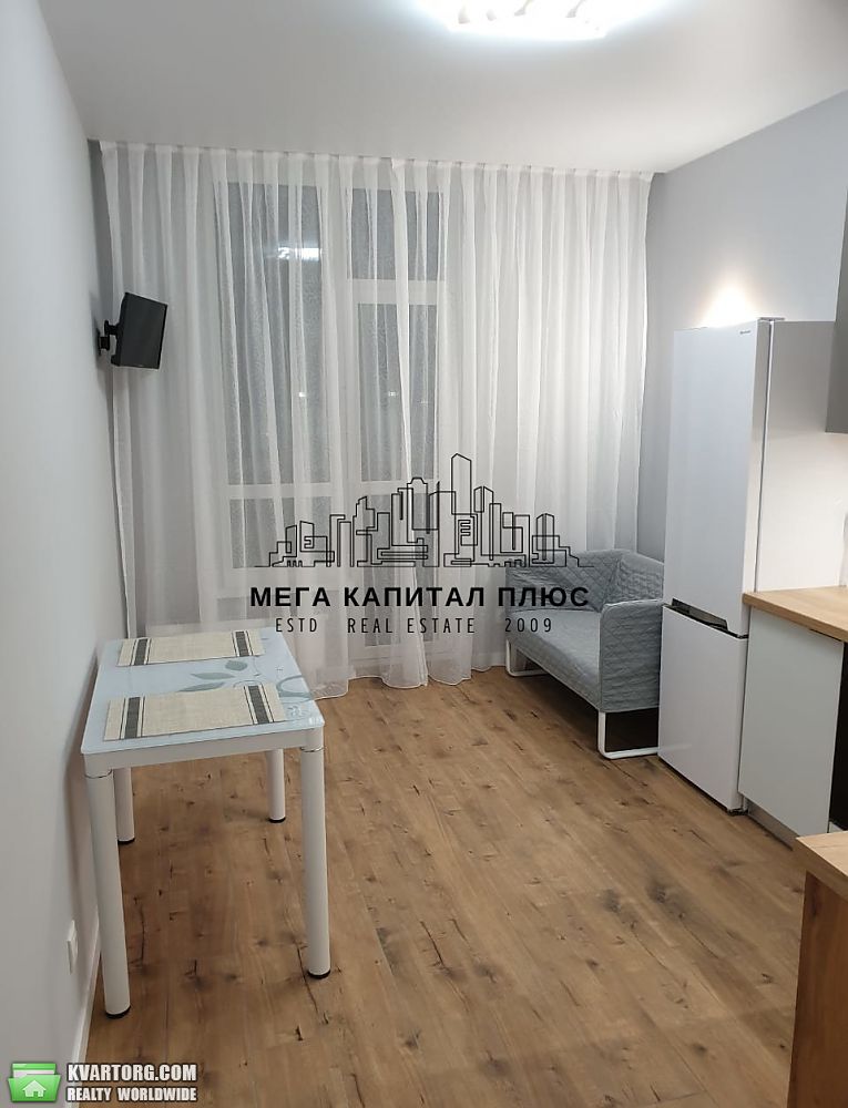 Rent out 1-room apartment. Киев,  Каховская — photo 3