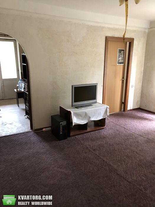Sell 4-room apartment. Киев, Иорданская — photo 1