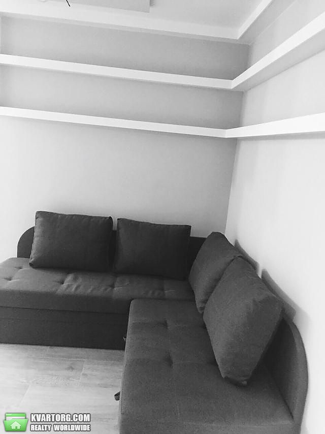 Rent out 2-room apartment. Киев,  Подвысоцкого — photo 2