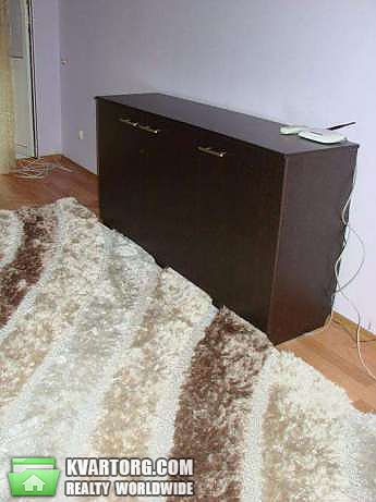 Sell 3-room apartment. Киев, Бажана — photo 1