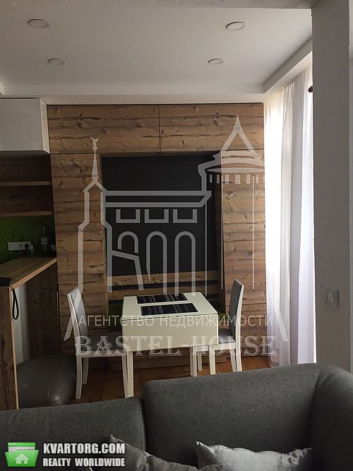Rent out multi-room apartment. Киев, Регенераторная — photo 4