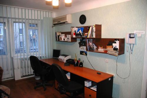 Sell office. Днепропетровск, Героев Сталинграда 9 — photo 1