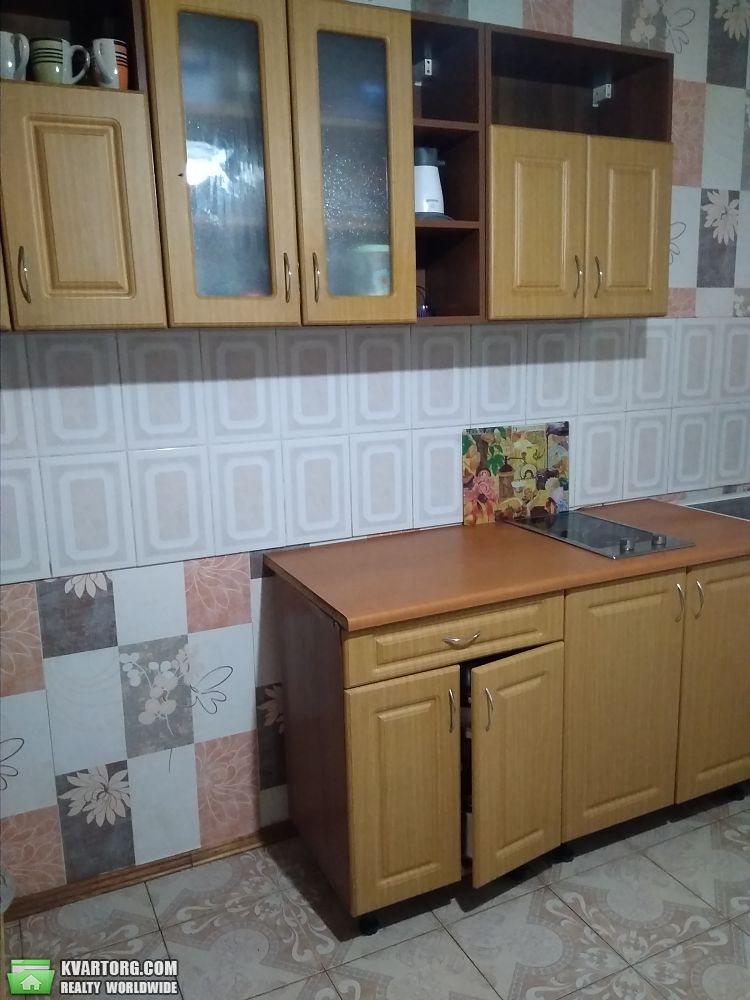 Rent out 3-room apartment. Киев,  Котовского — photo 5