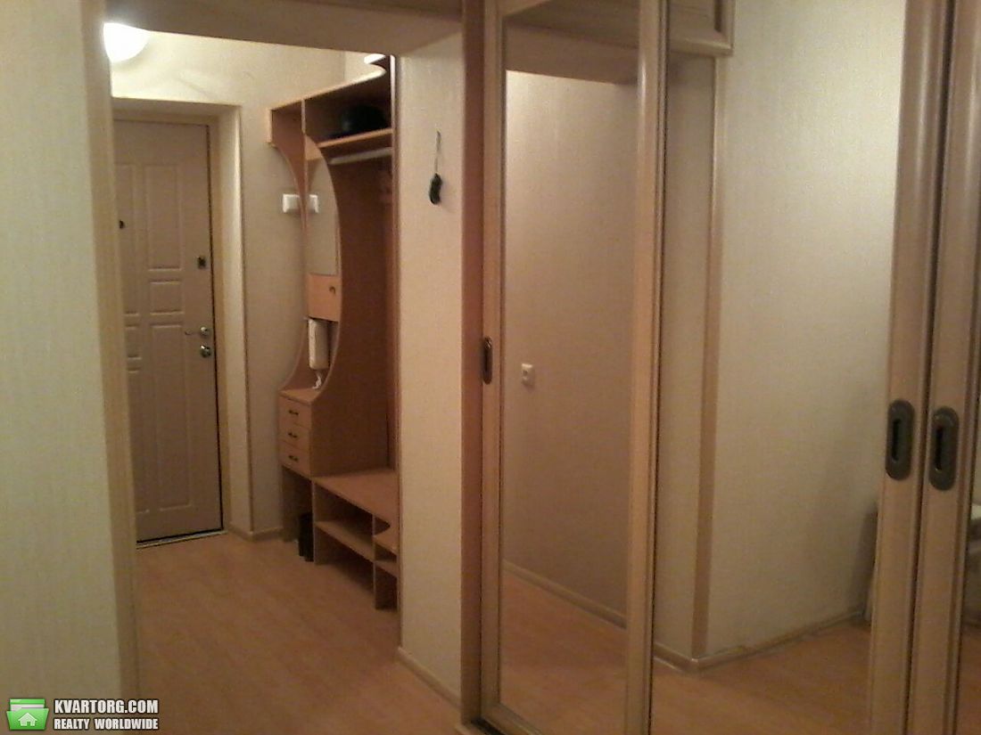 Rent out 2-room apartment. Киев,  Гоголевская — photo 8