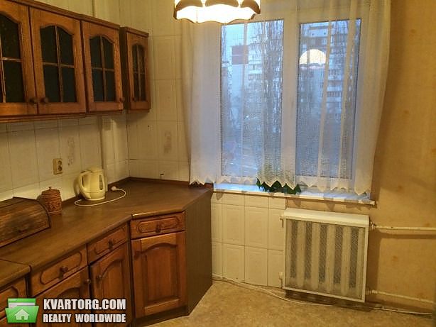 Sell 3-room apartment. Киев,  Свободы пр — photo 2