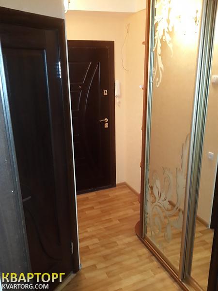 Rent out 2-room apartment. Киев,  Верховного Совета бул — photo 10