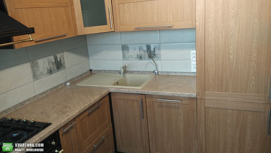 Rent out 1-room apartment. Киев,  Героев Сталинграда пр — photo 1