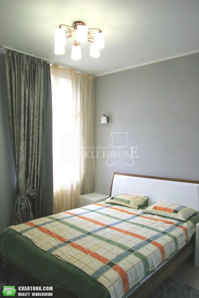 Rent out 2-room apartment. Киев,  Леси Украинки бул — photo 5