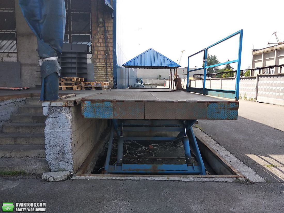 Rent out warehouse. Киев,  Пуховская — photo 5