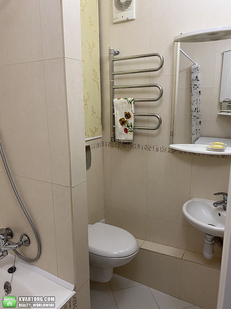 Rent out 1-room apartment. Киев, Тычины — photo 8