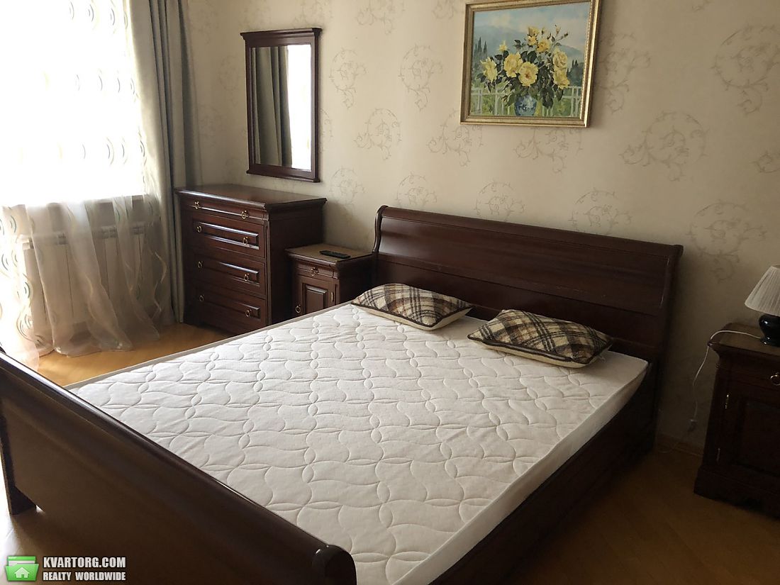 Rent out 3-room apartment. Киев,  Татарская — photo 4