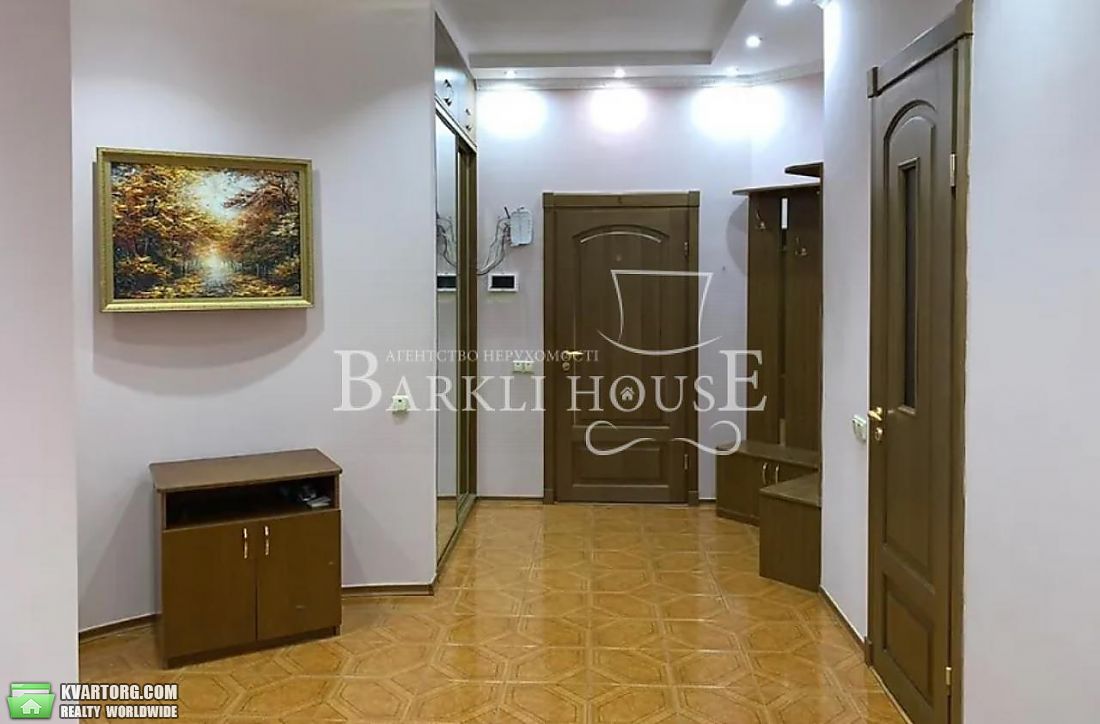Rent out 4-room apartment. Киев,  Старонаводницкая — photo 10