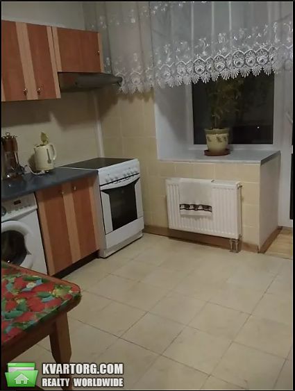 Rent out 1-room apartment. Киев,  Комбинатная — photo 2