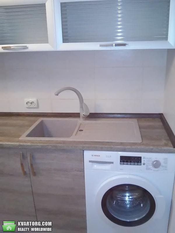Rent out 2-room apartment. Киев,  Тургеневская — photo 4